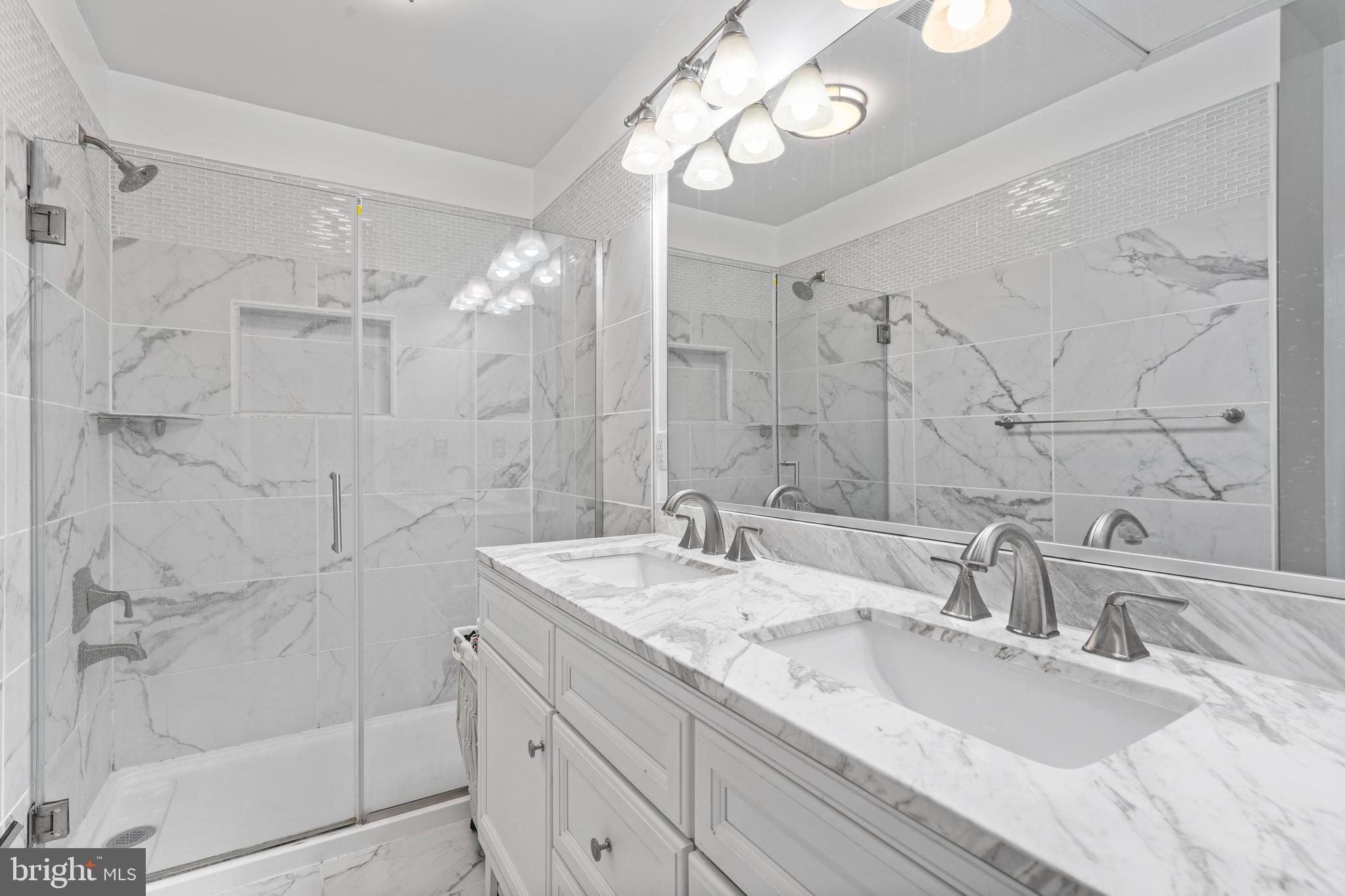 LOWES ISLAND - Residential Lease