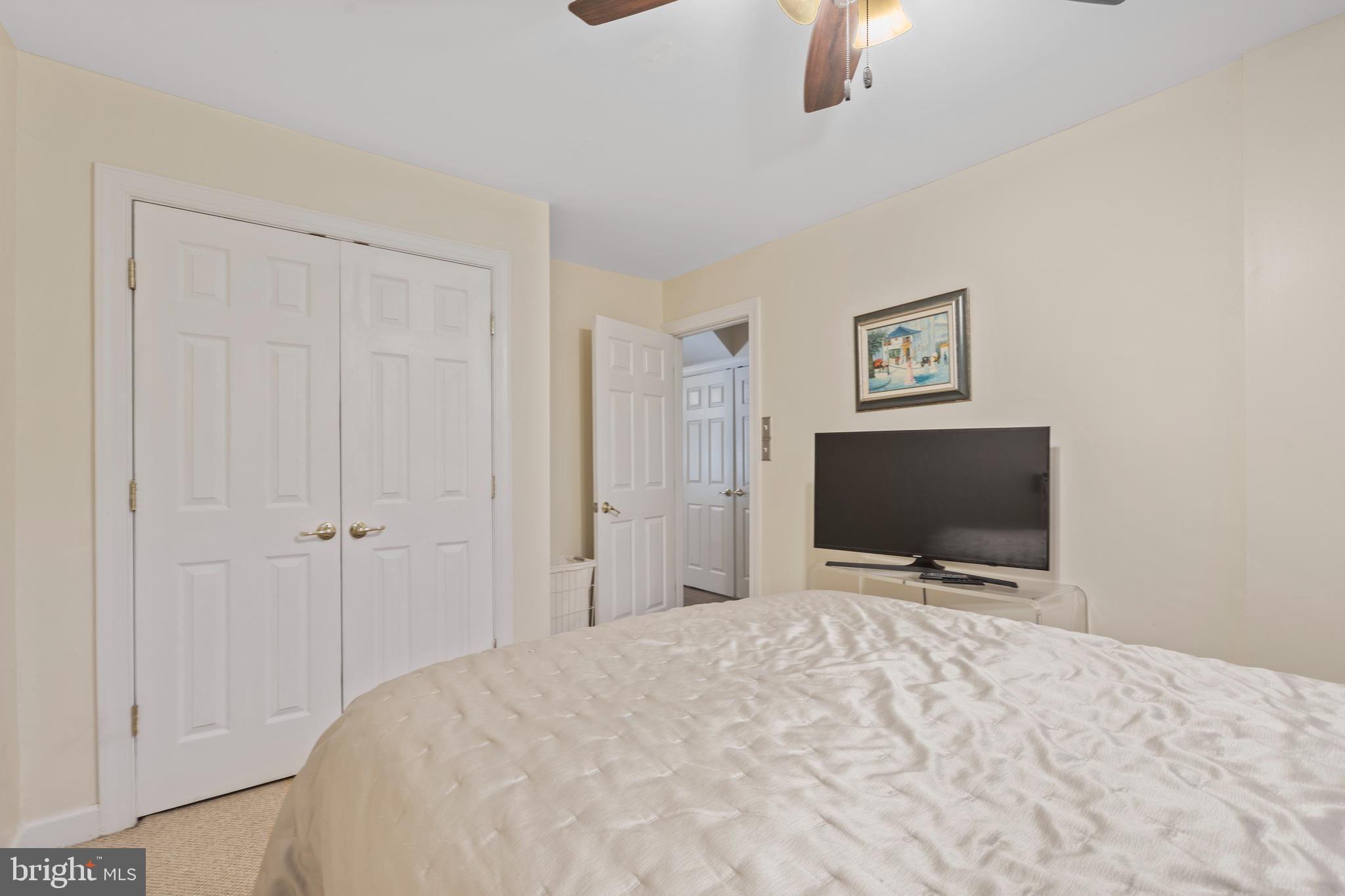 LOWES ISLAND - Residential Lease