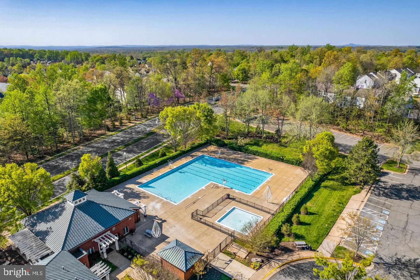 LOWES ISLAND - Residential Lease