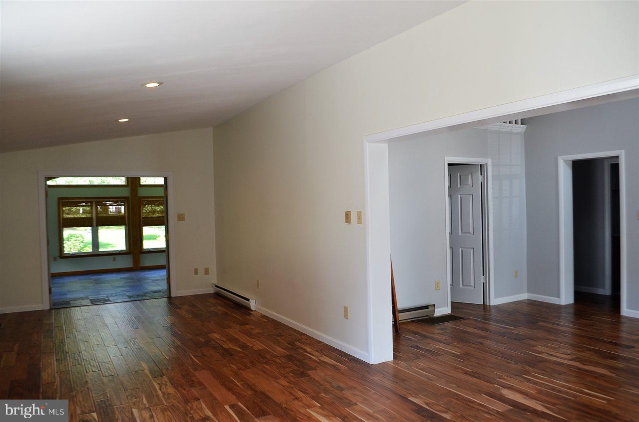 LAKE MEADE - Residential