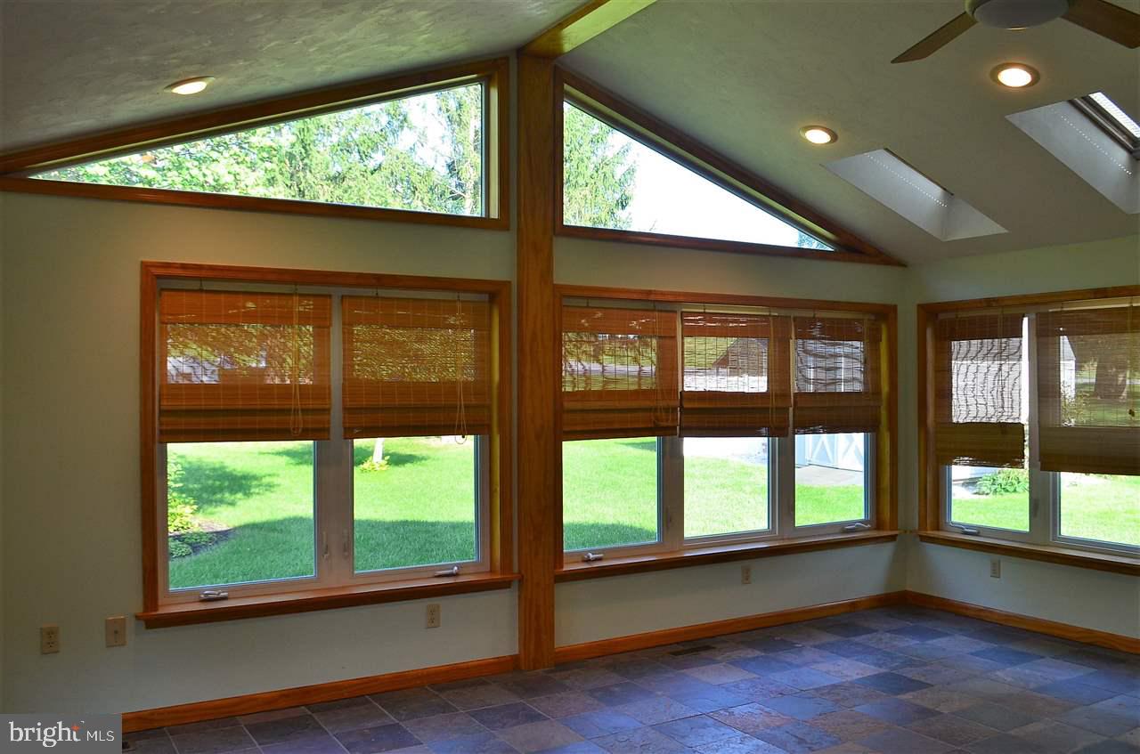 LAKE MEADE - Residential