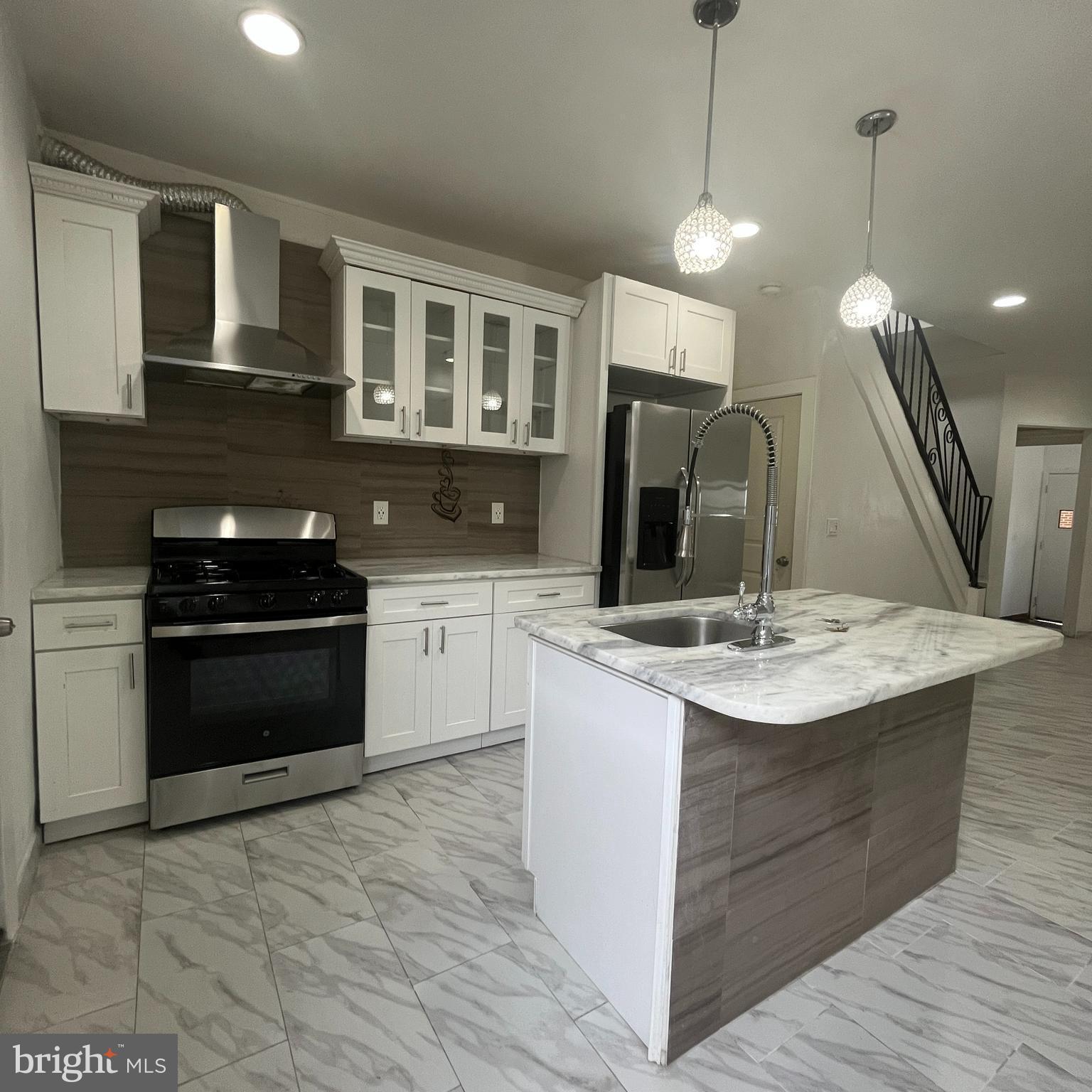 5928 CHANCELLOR STREET