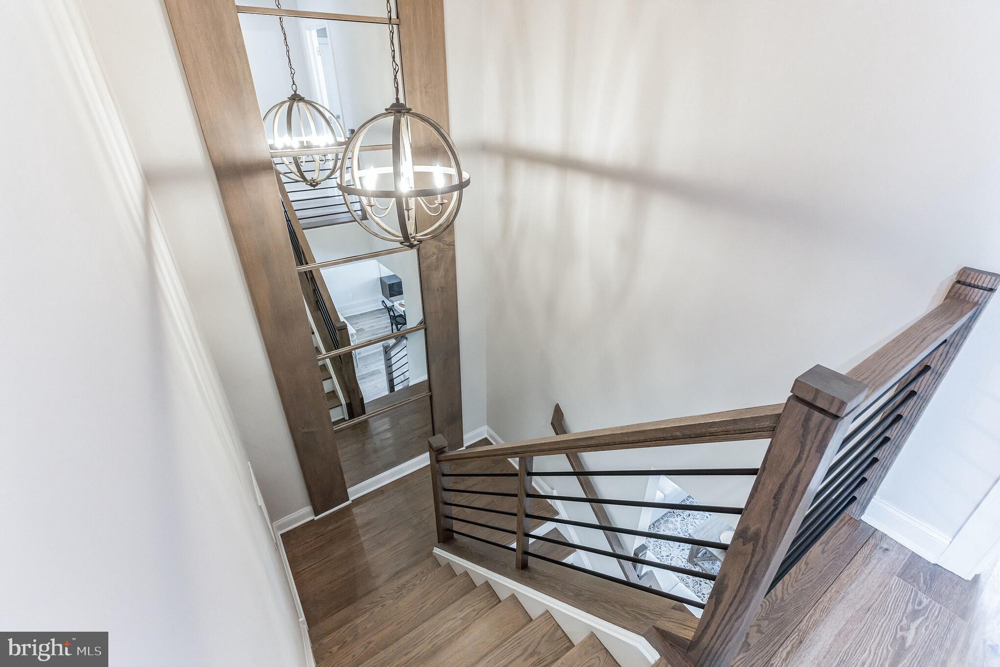 MASON SQUARE - Residential