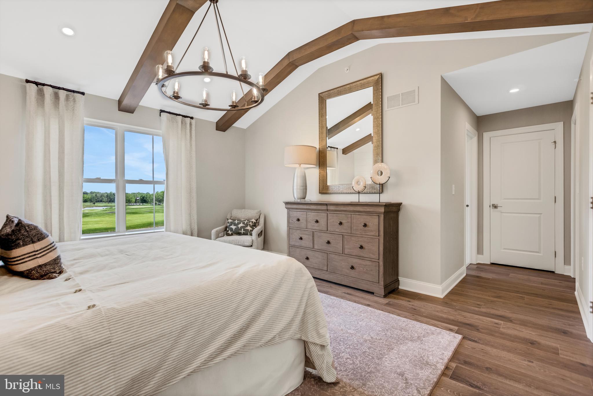 MASON SQUARE - Residential