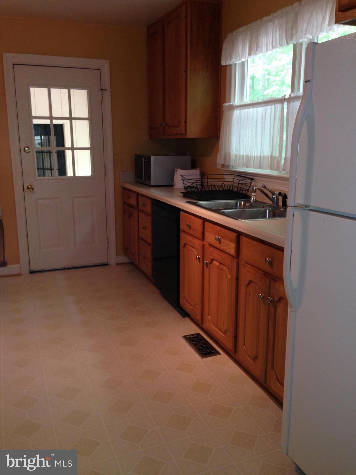 WOODBINE WOODS - Residential Lease