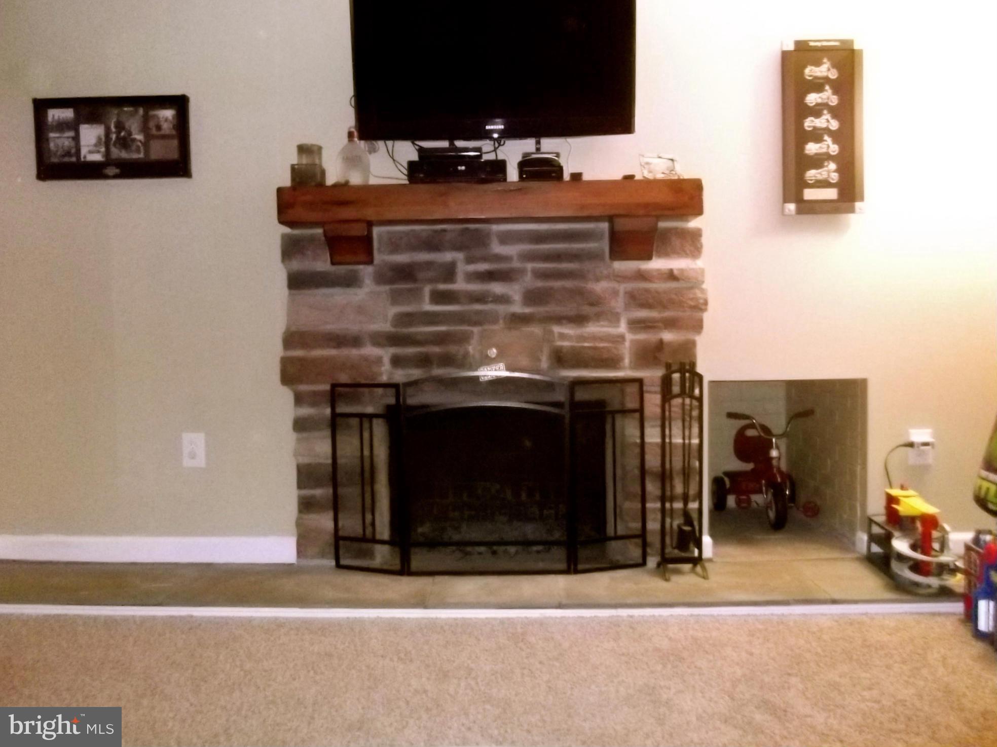 WOODBINE WOODS - Residential Lease