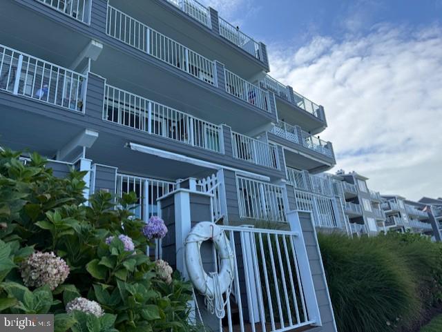 427 14TH STREET 206 M