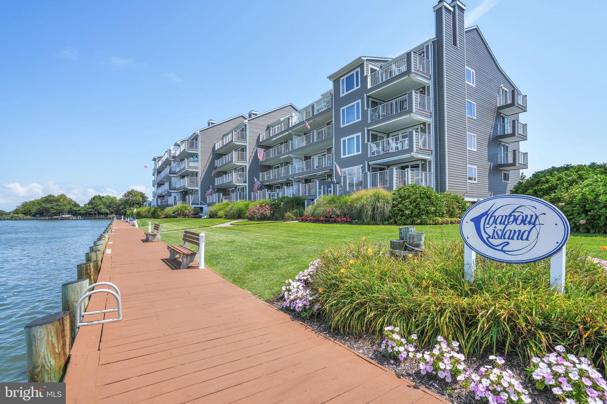 427 14TH STREET 206 M