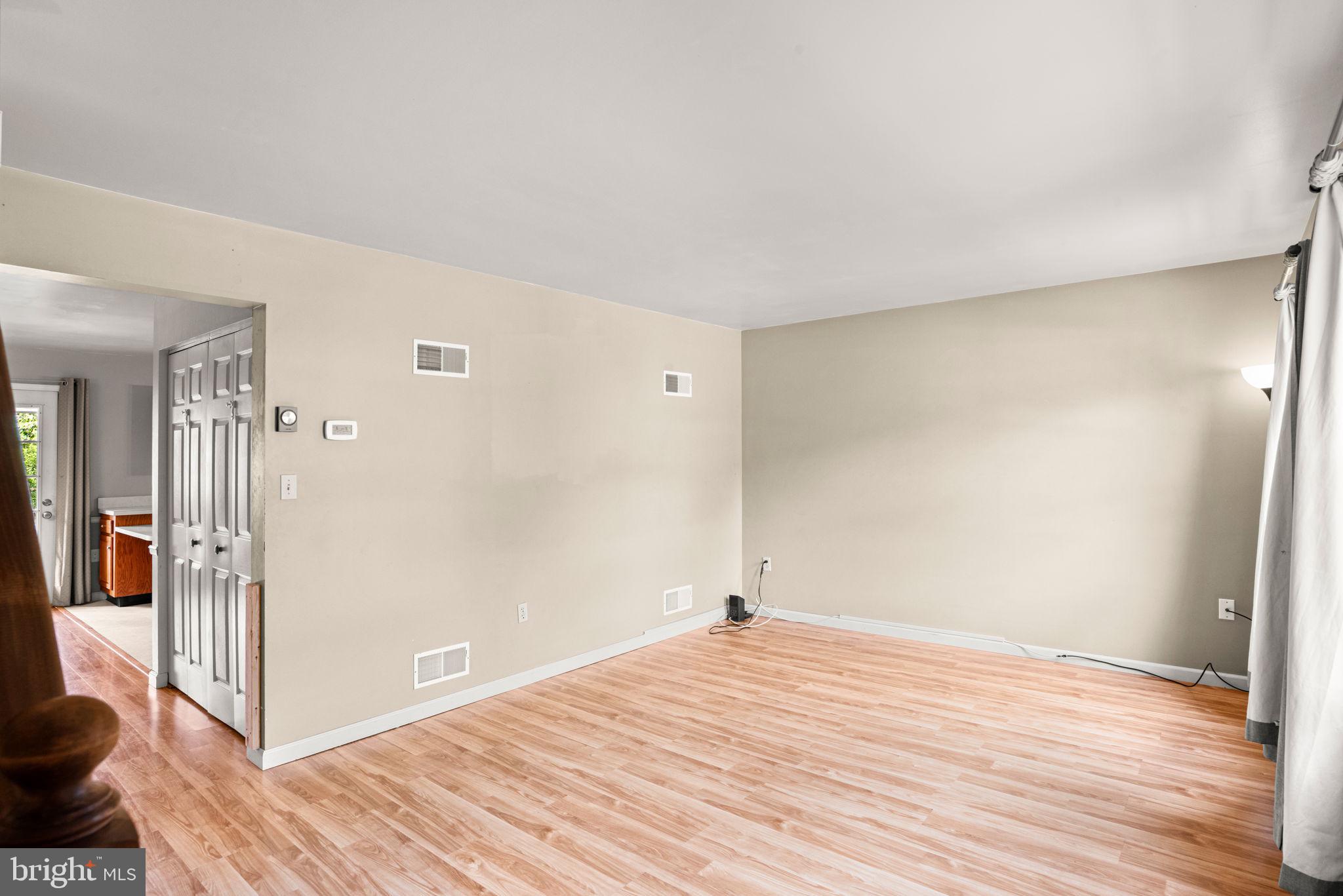 20 FOXFIELD LANE