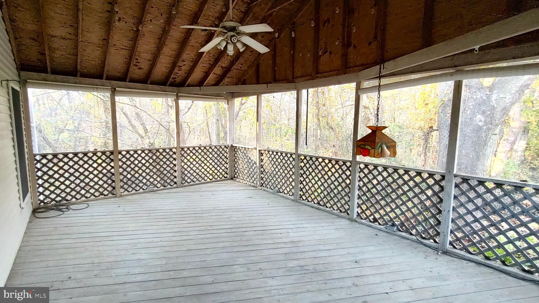 MADONNA MANOR - Residential