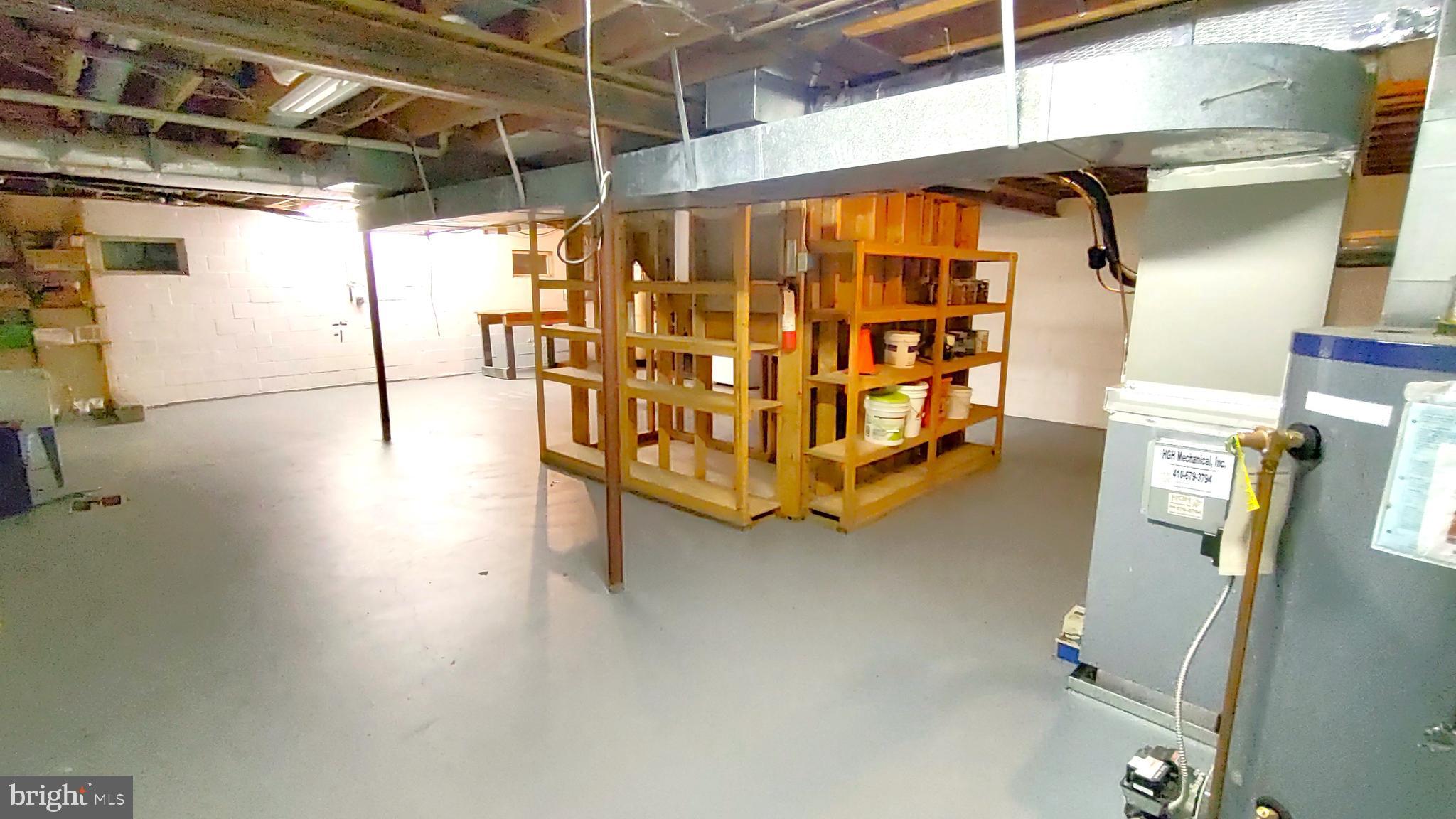 MADONNA MANOR - Residential