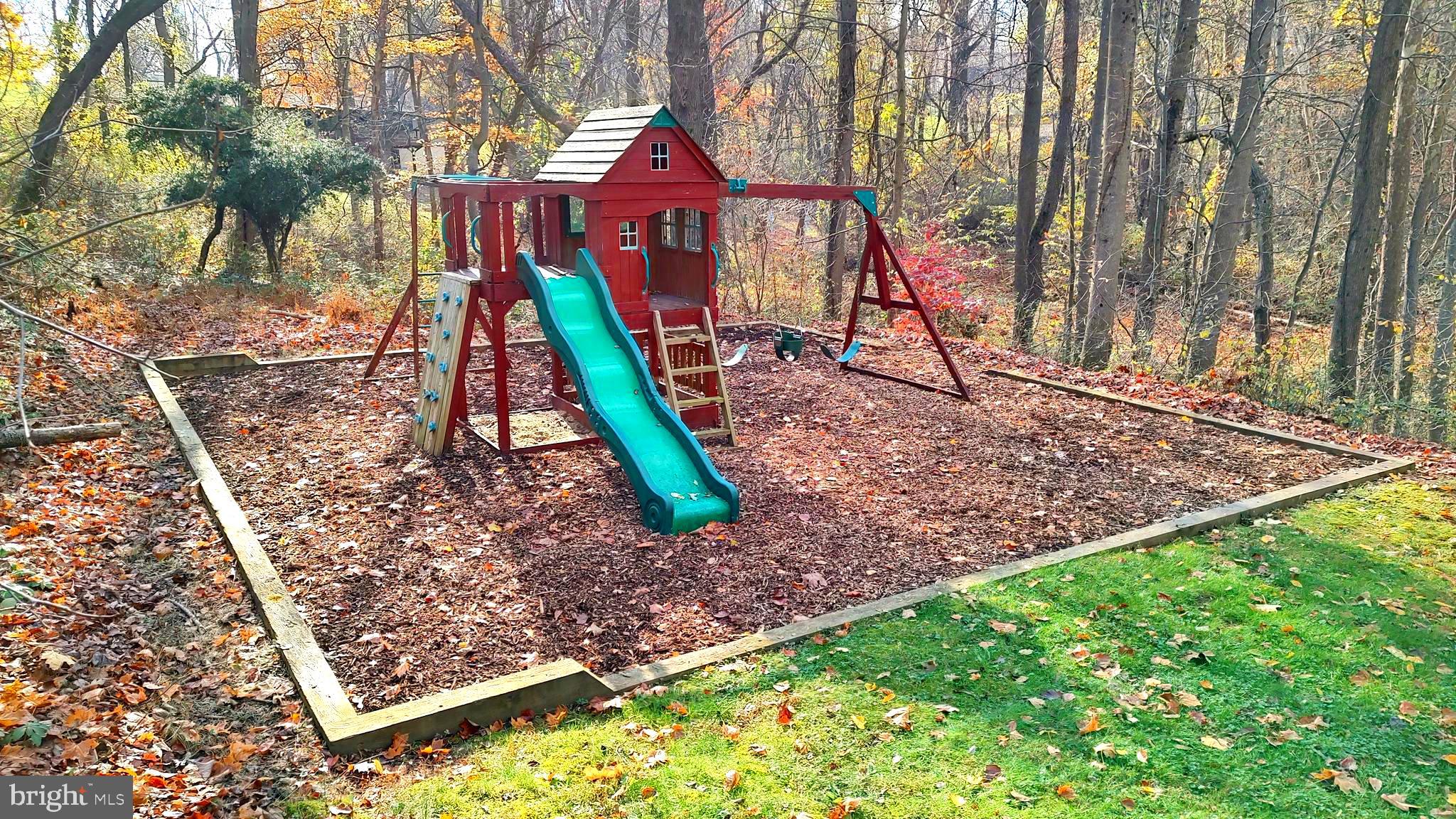 MADONNA MANOR - Residential