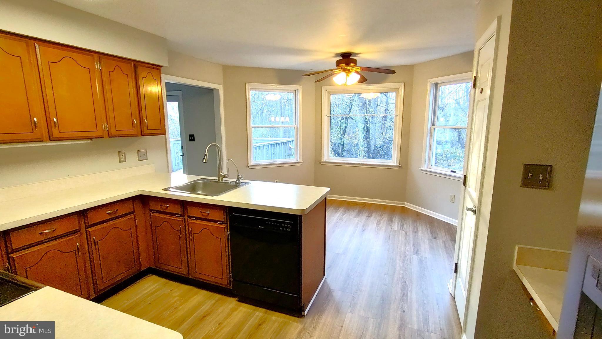 MADONNA MANOR - Residential