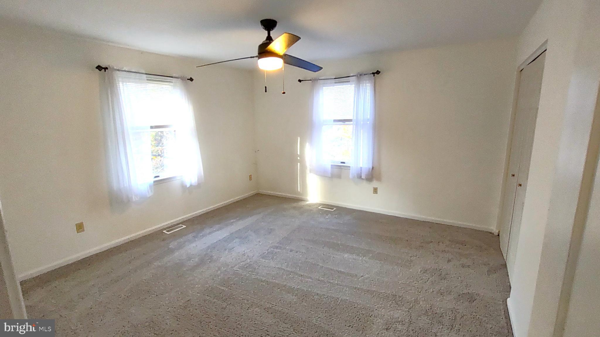 MADONNA MANOR - Residential