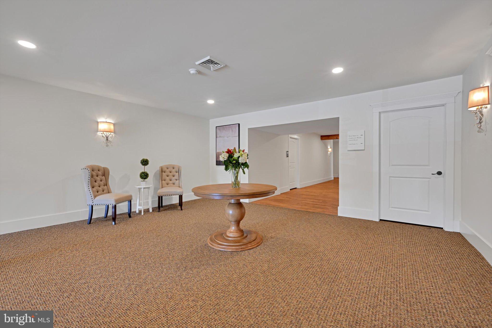955 W MAIN STREET 5