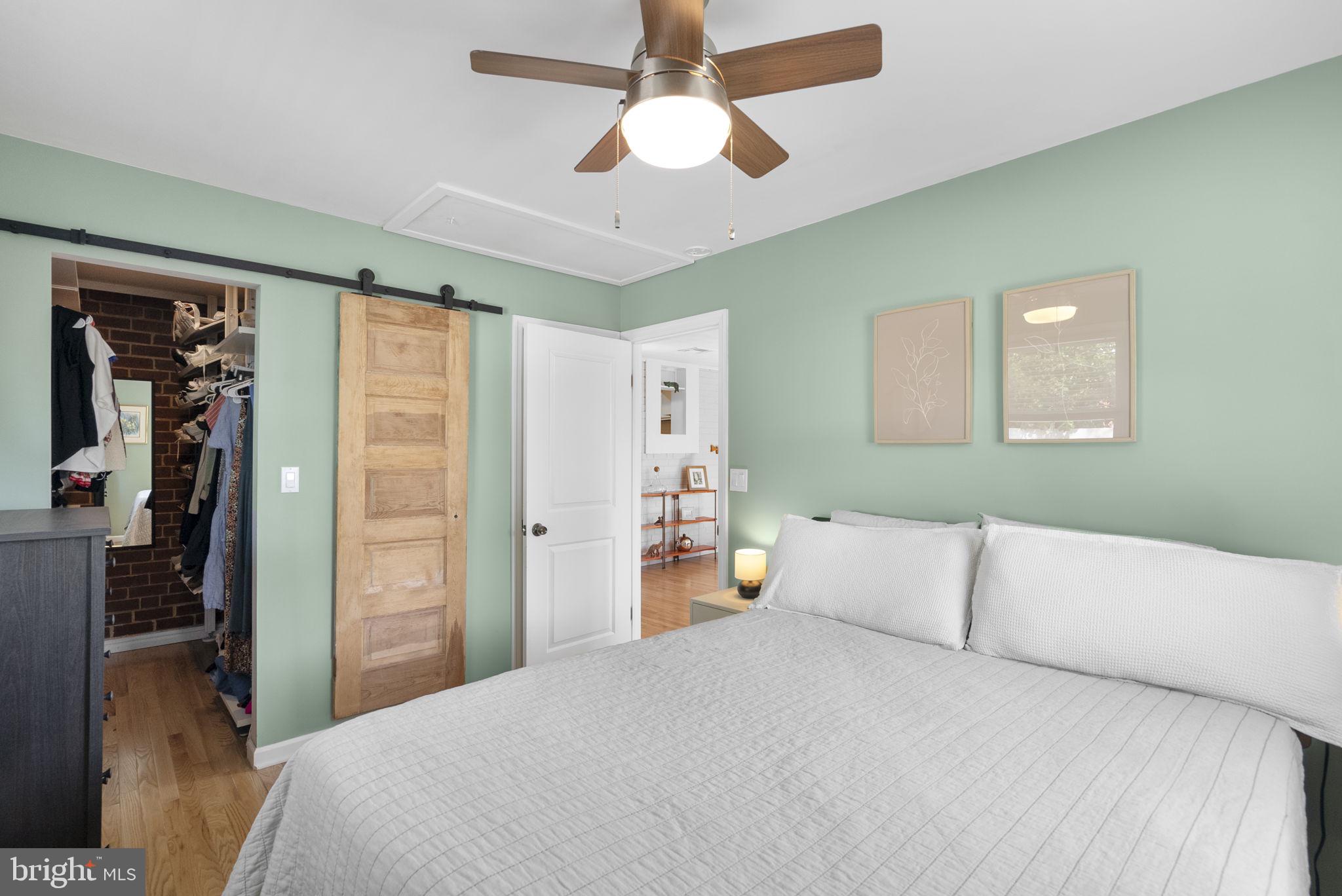 HOLLYWOOD - Residential