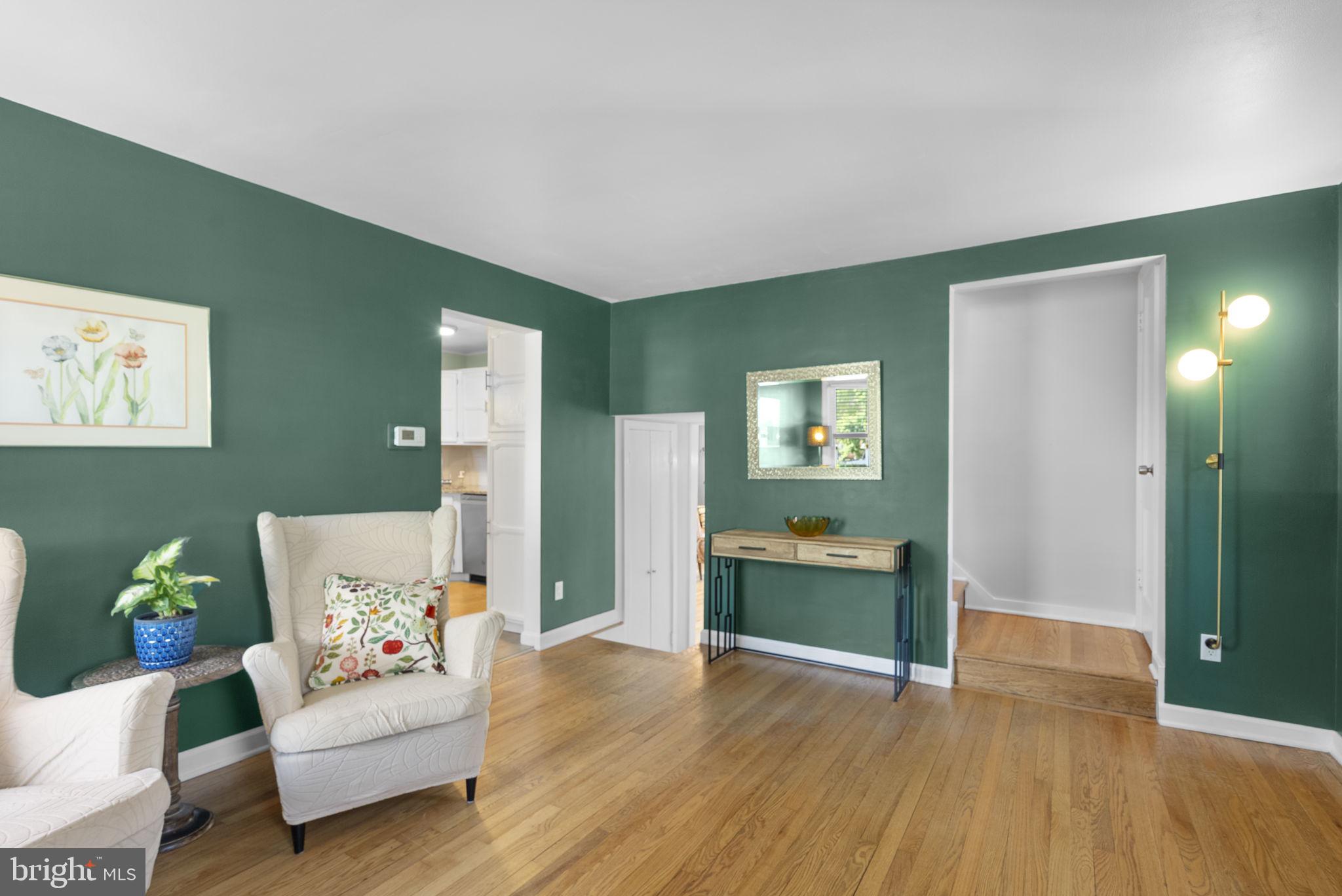 HOLLYWOOD - Residential