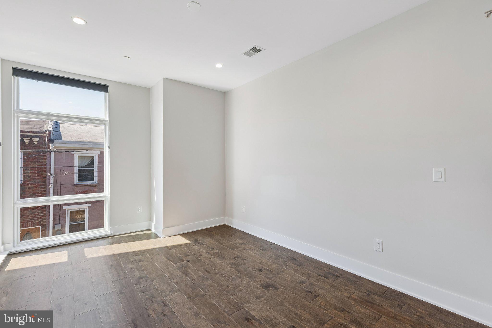 PHILADELPHIA (SOUTH) - Residential
