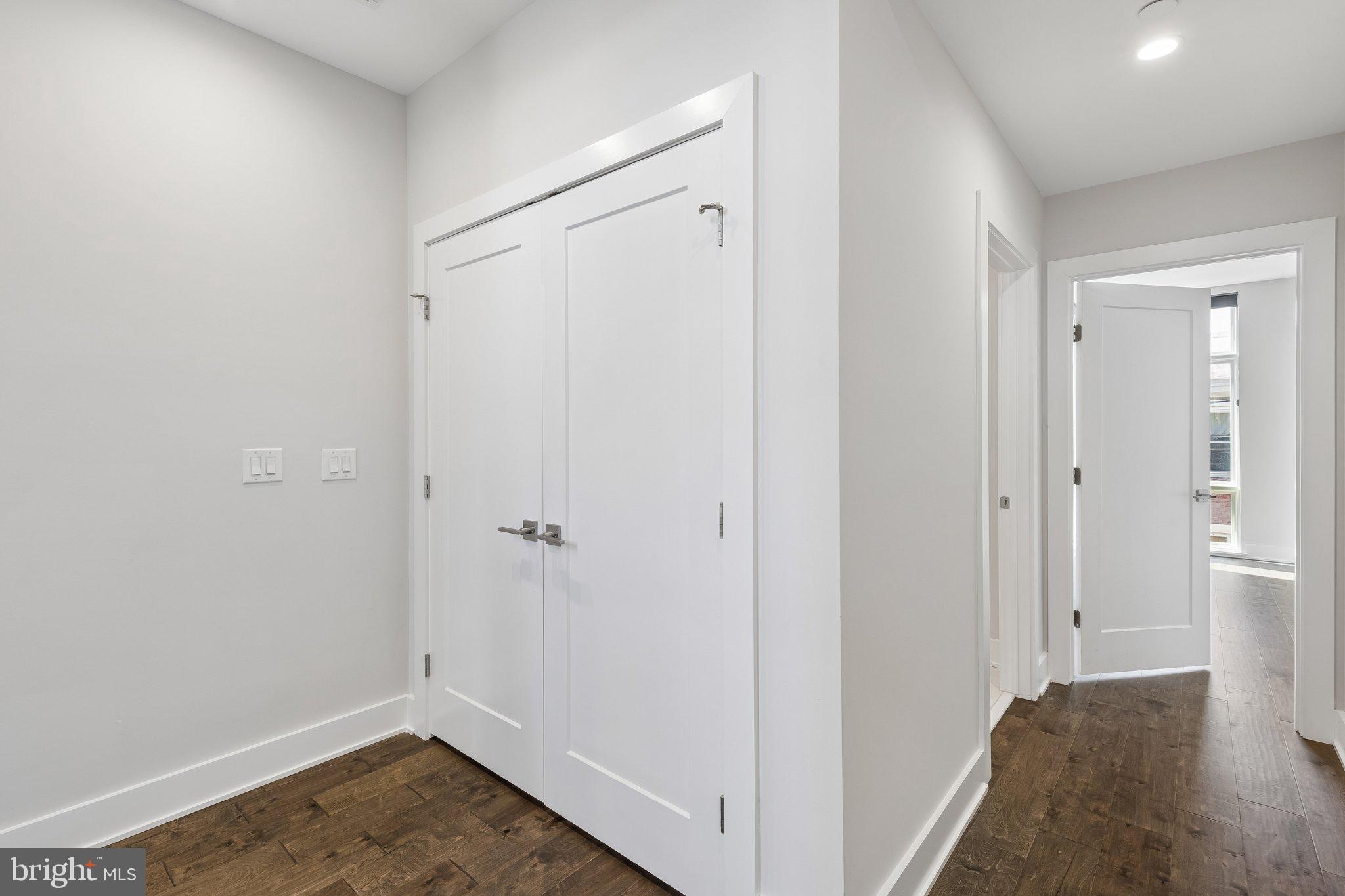 PHILADELPHIA (SOUTH) - Residential