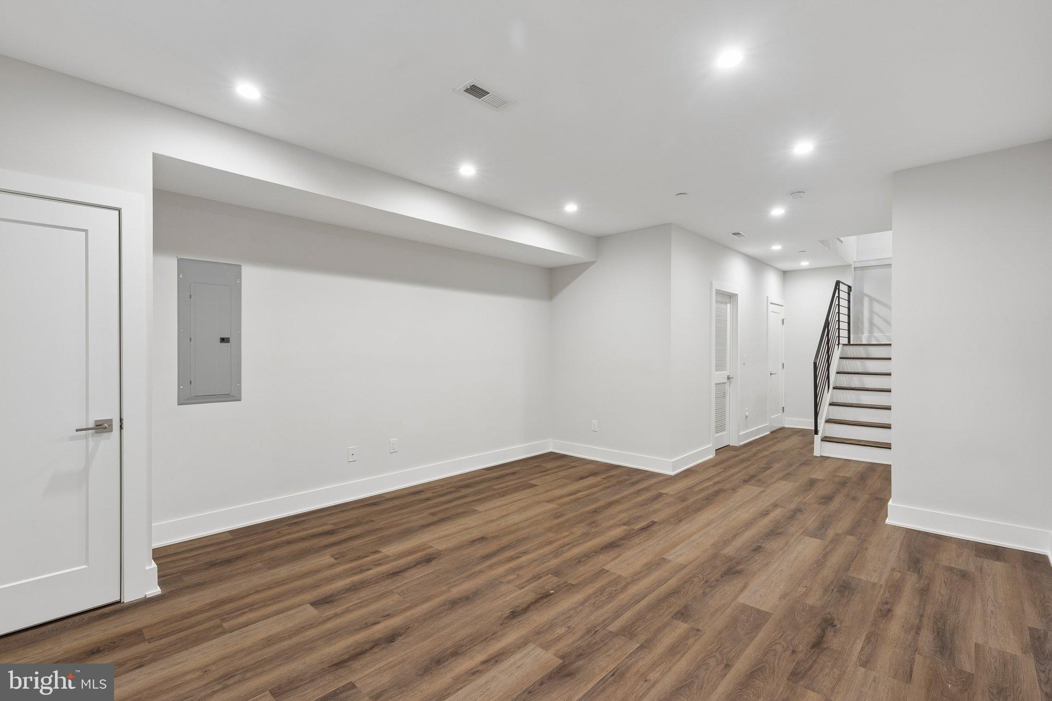 PHILADELPHIA (SOUTH) - Residential