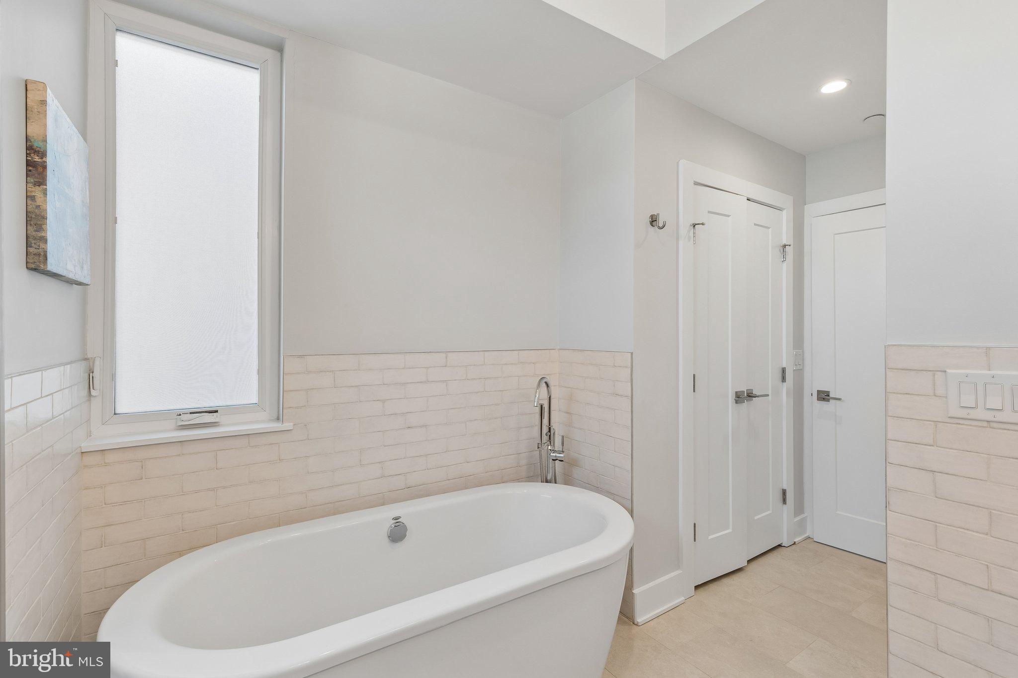PHILADELPHIA (SOUTH) - Residential