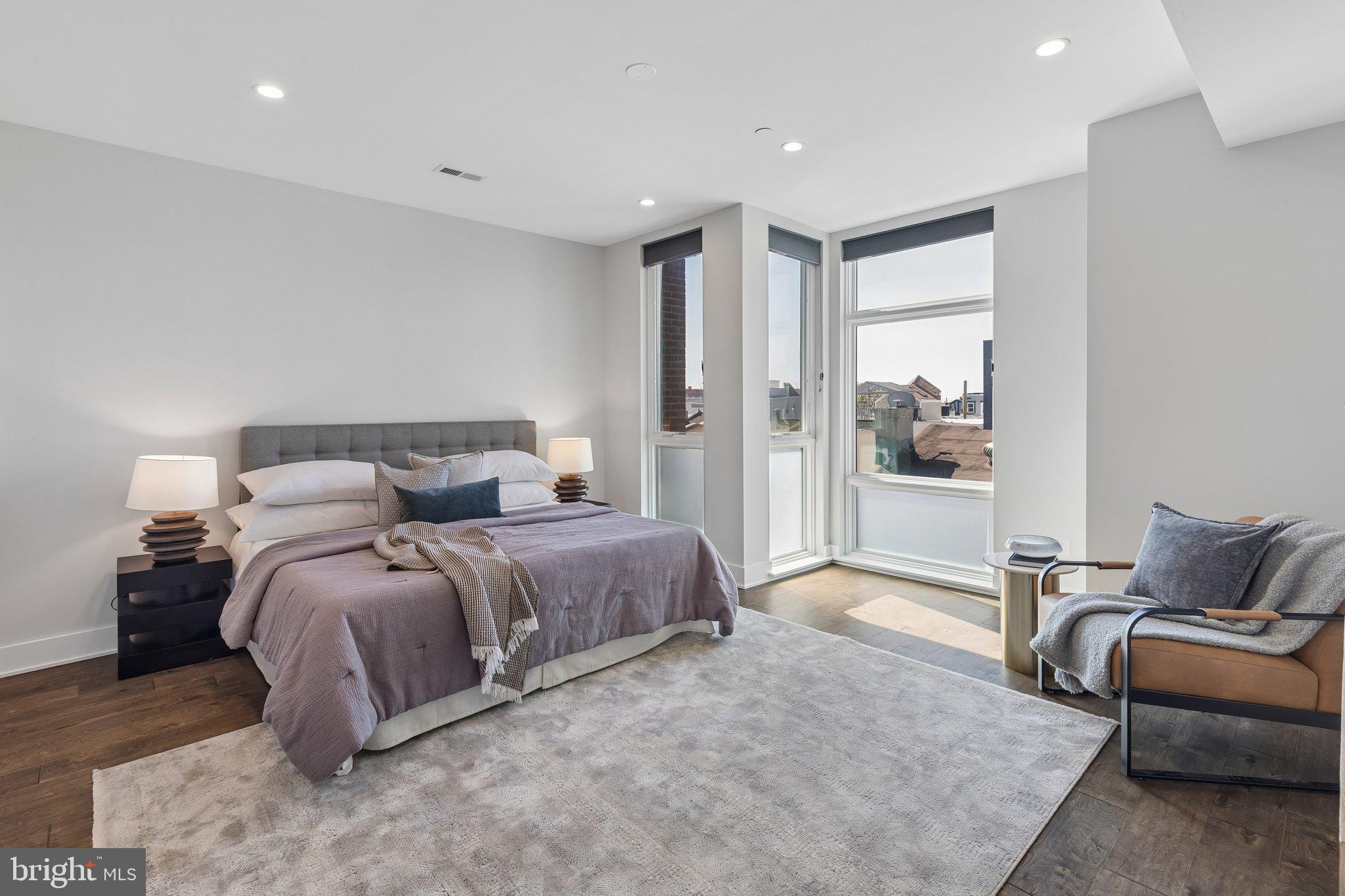 PHILADELPHIA (SOUTH) - Residential