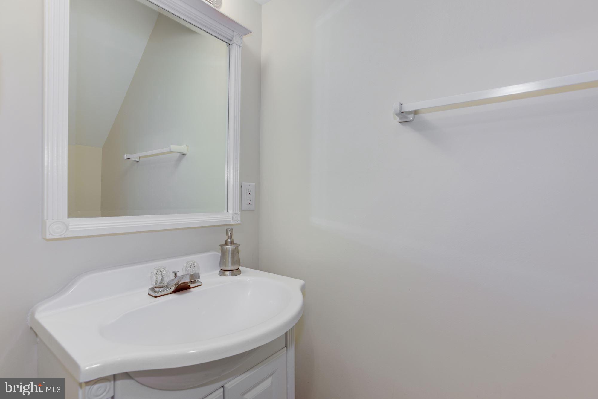 SYCAMORE HILL - Residential