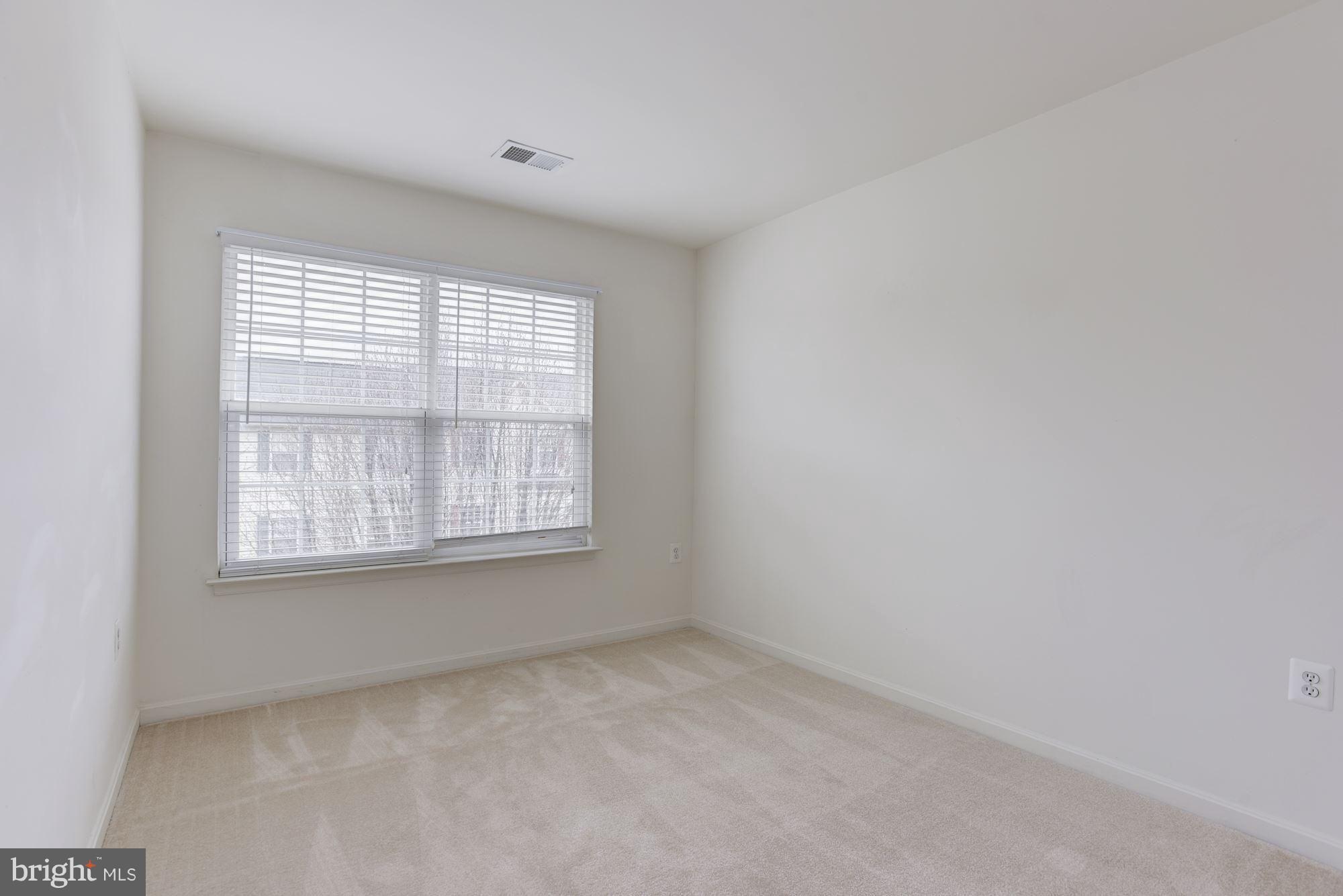 SYCAMORE HILL - Residential