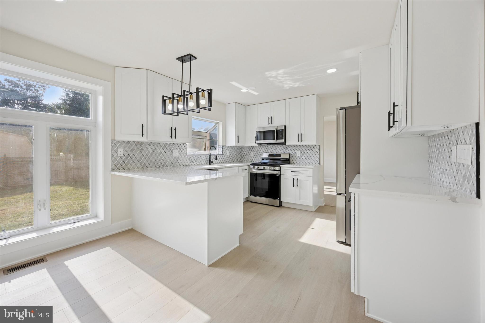 CHERRY HILL ESTATE - Residential