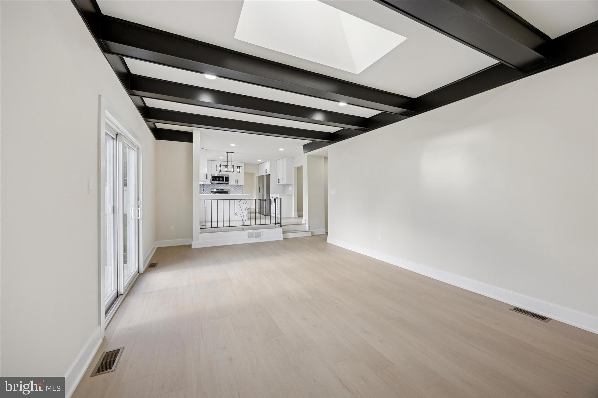 CHERRY HILL ESTATE - Residential