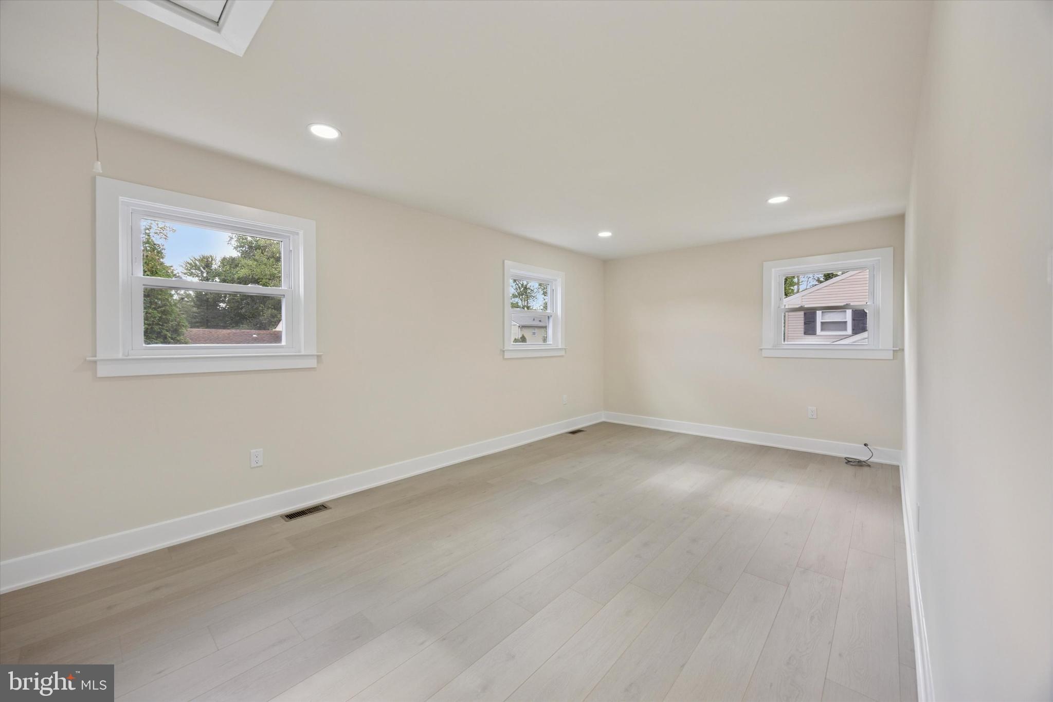 CHERRY HILL ESTATE - Residential