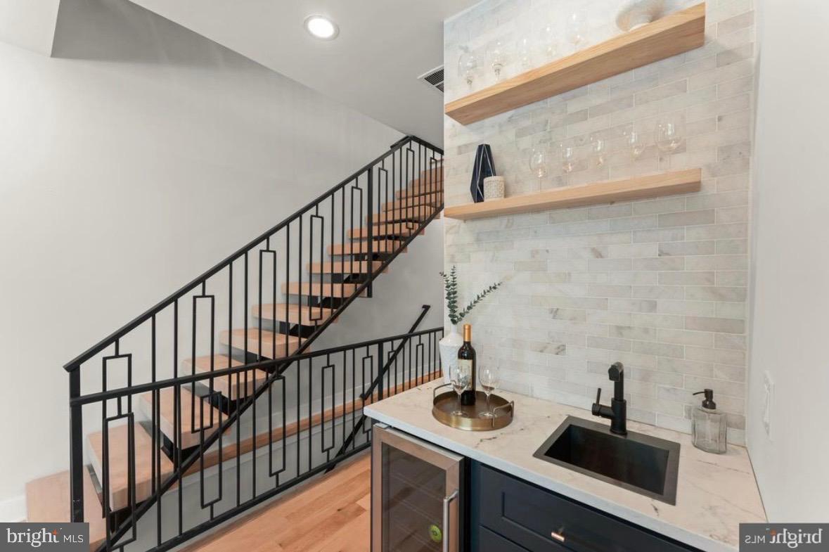 MANAYUNK - Residential Lease