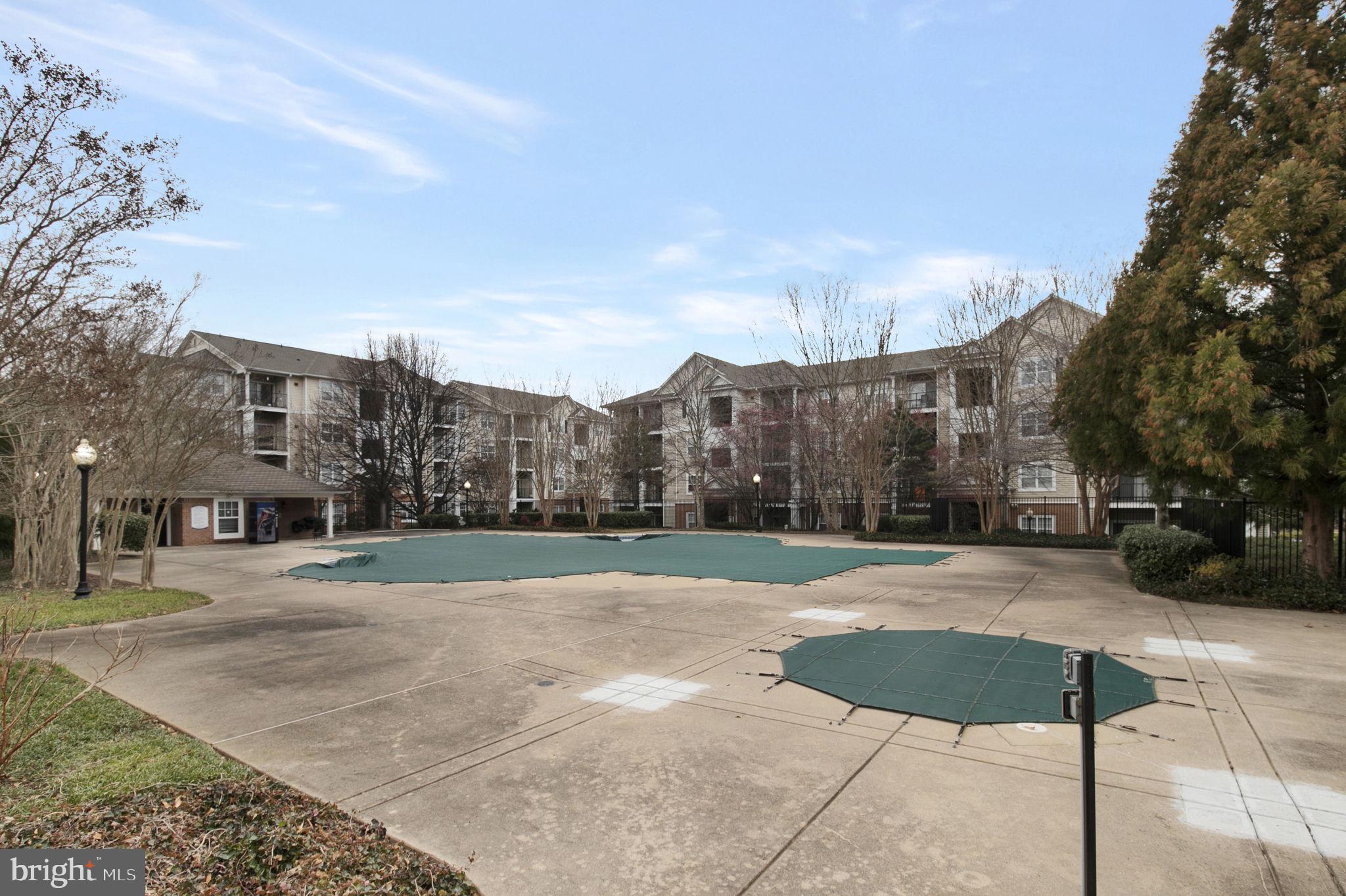 ASHMORE AT GERMANOWN COMMUNITY - Residential