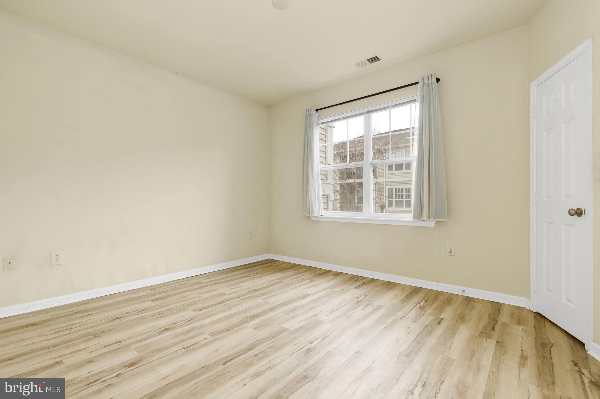 ASHMORE AT GERMANOWN COMMUNITY - Residential