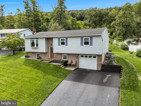 224 Ridgeview Dr, Marysville, PA 17053 - #: PAPY2009854
