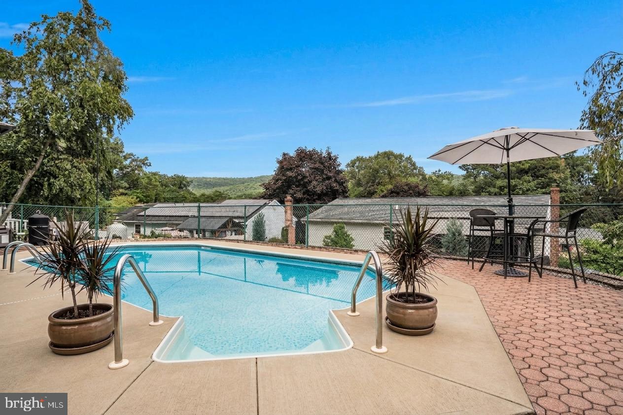 224 RIDGEVIEW