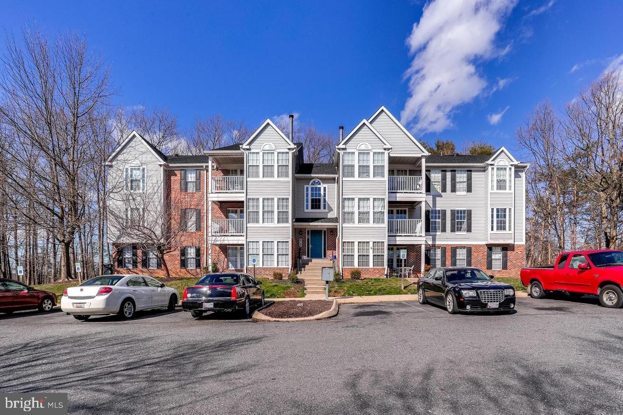 Second floor Condo backs to woods. Open floor plan with lots of natural light. New floors in foyer, kitchen and the rest of flooring. Updated kitchen with granite counter tops. Laundry in Unit, Master bedroom has 2 walk in closets. Conveniently located near 95, only 10 minutes from AP G, 15 minutes from Belair and White Marsh. Close to restaurants, grocery store and shops.