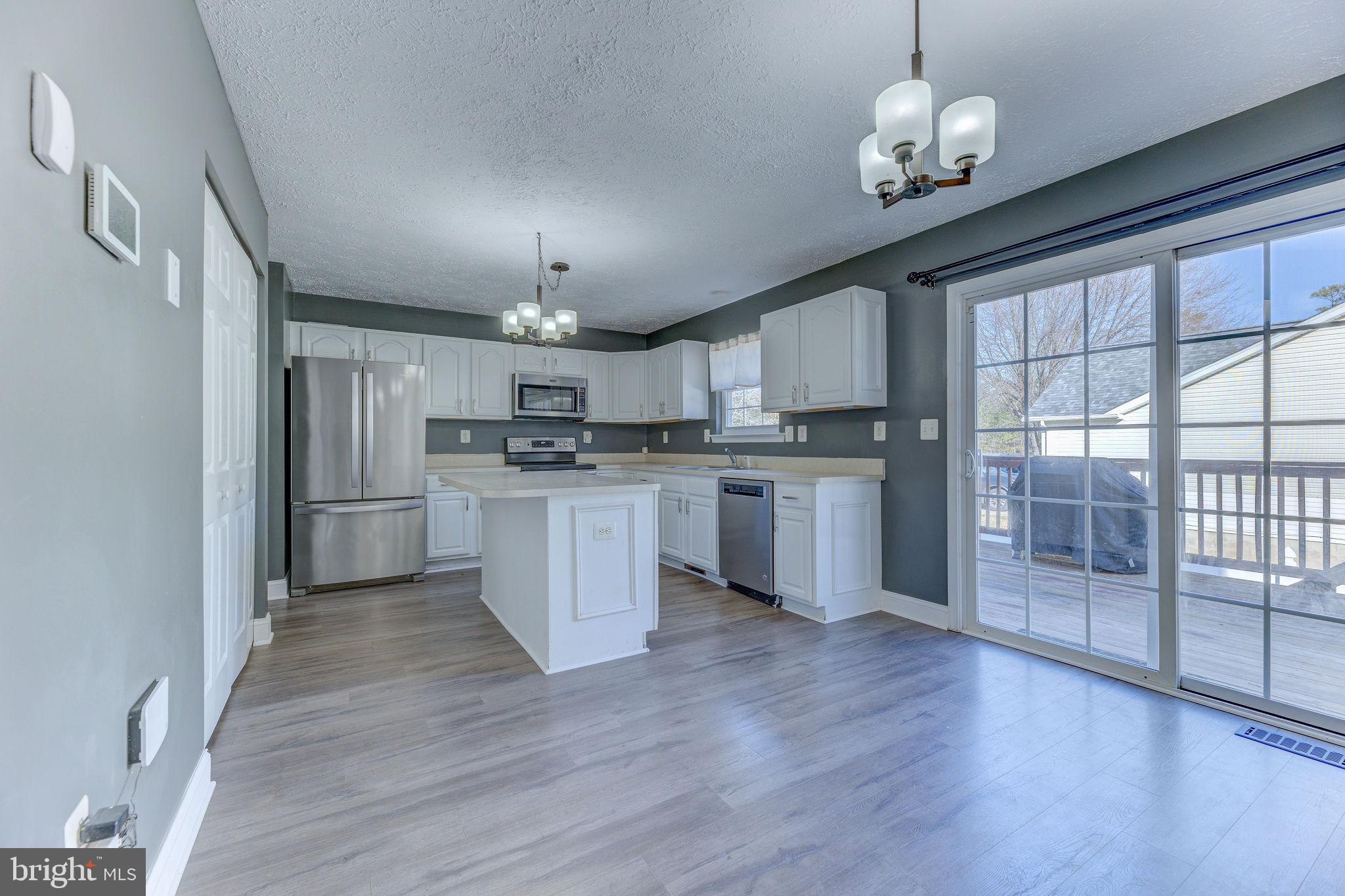 WILLOW WOODS - Residential