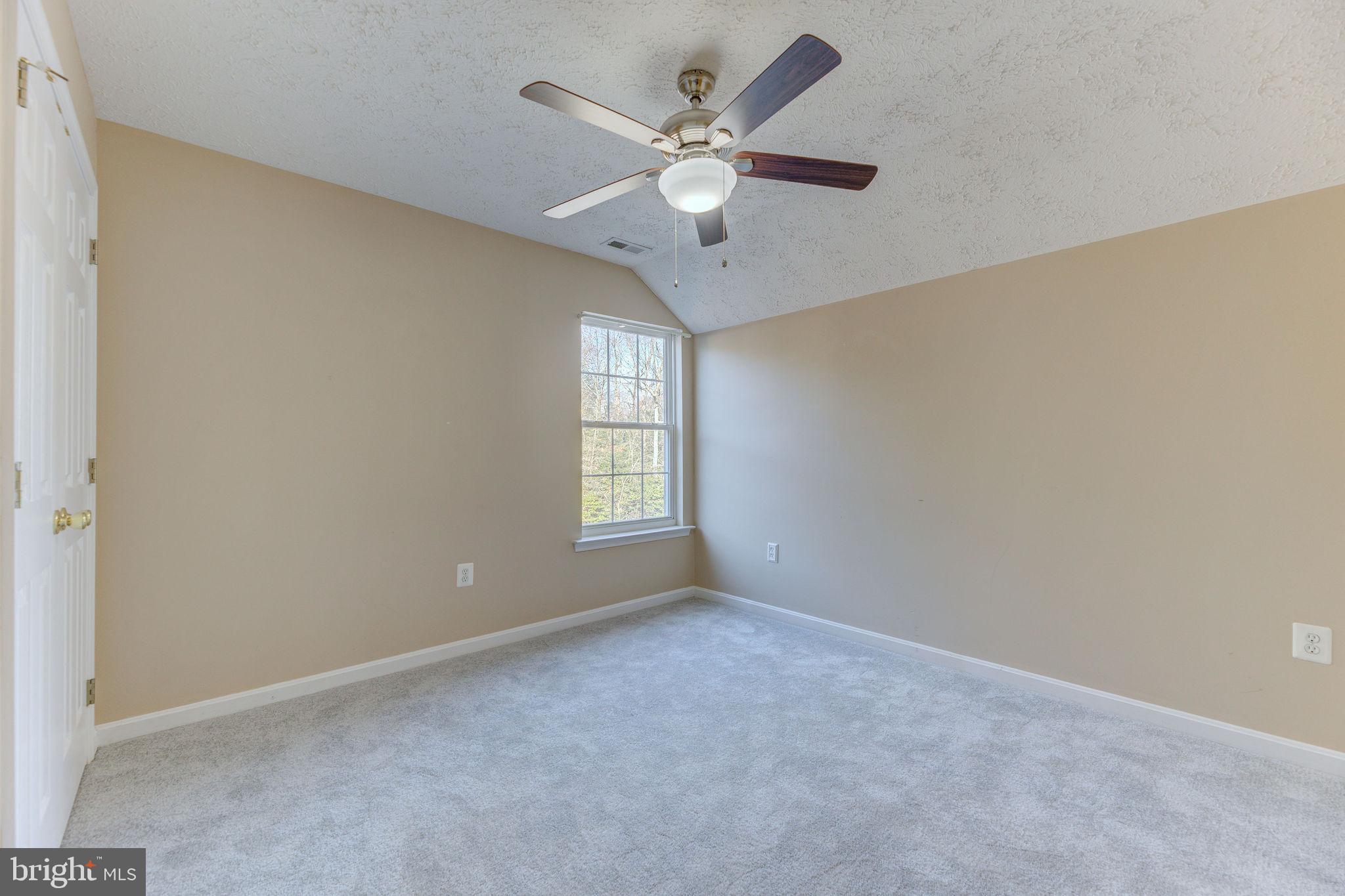 WILLOW WOODS - Residential