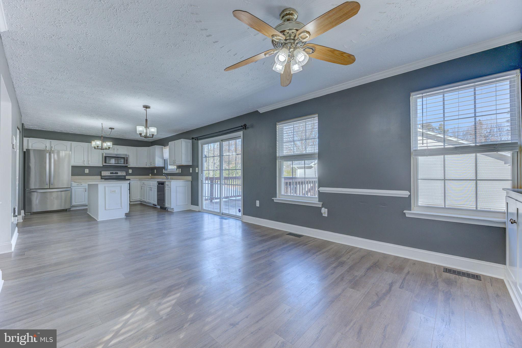 WILLOW WOODS - Residential