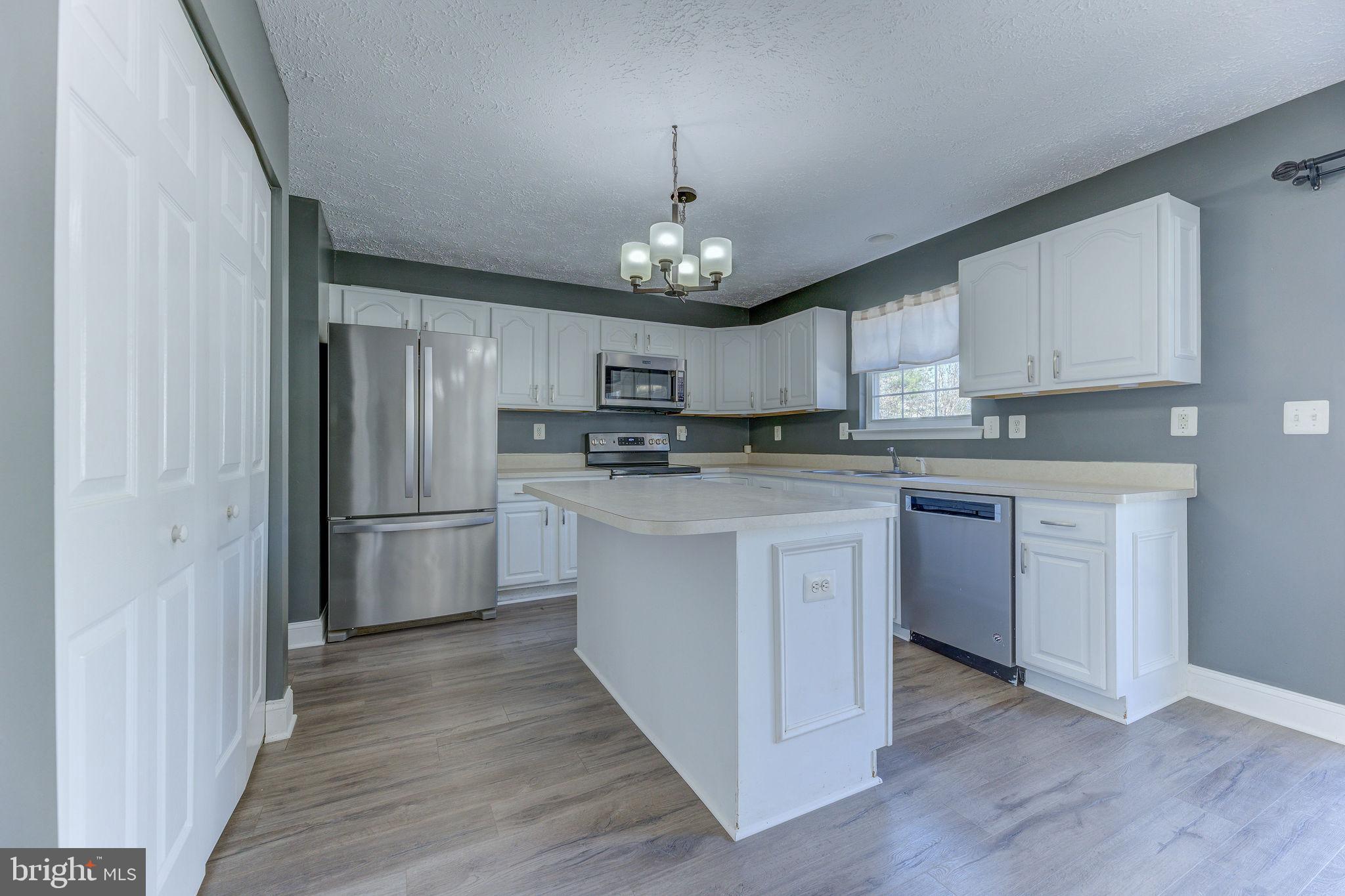 WILLOW WOODS - Residential