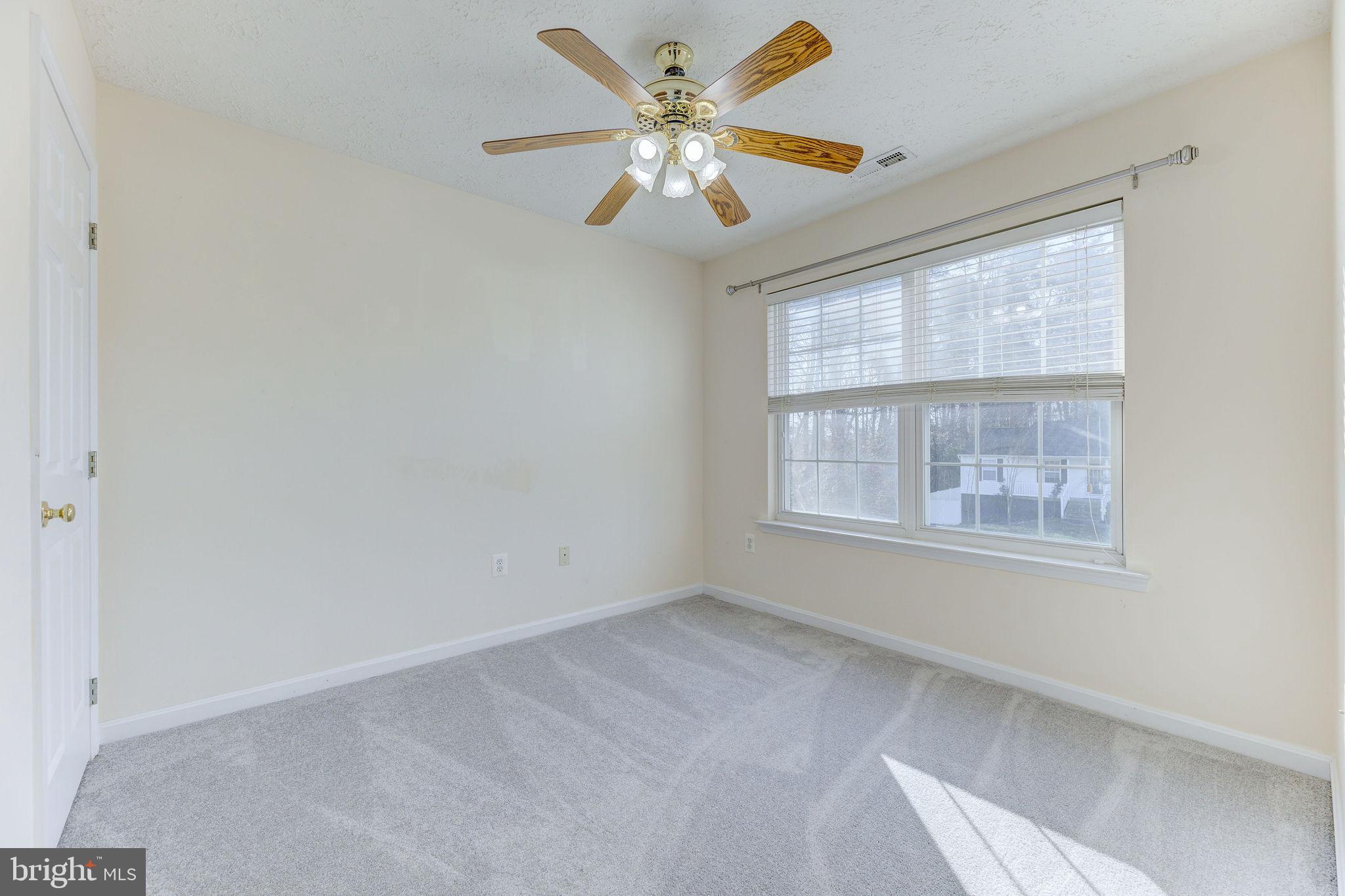 WILLOW WOODS - Residential