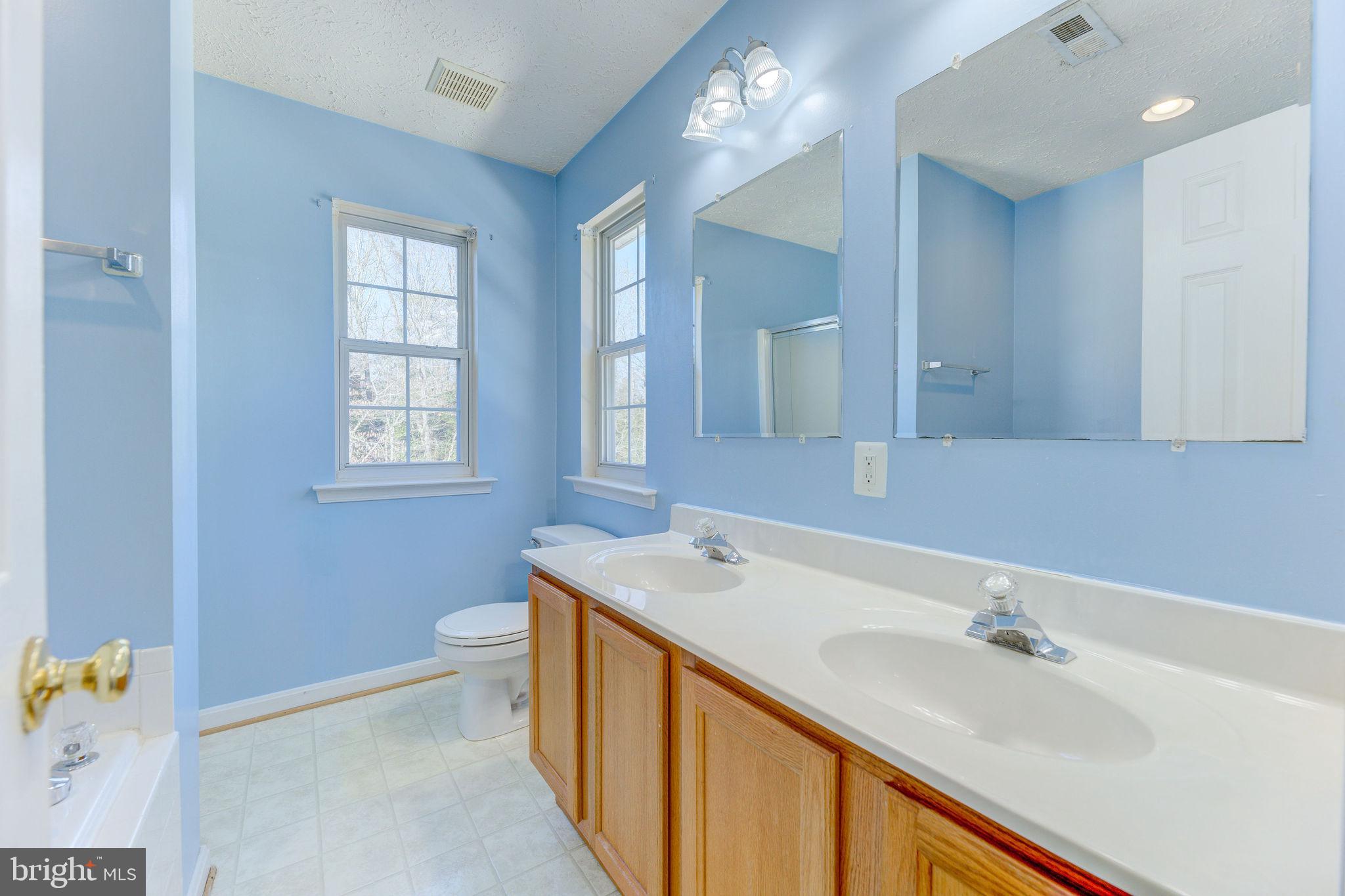 WILLOW WOODS - Residential