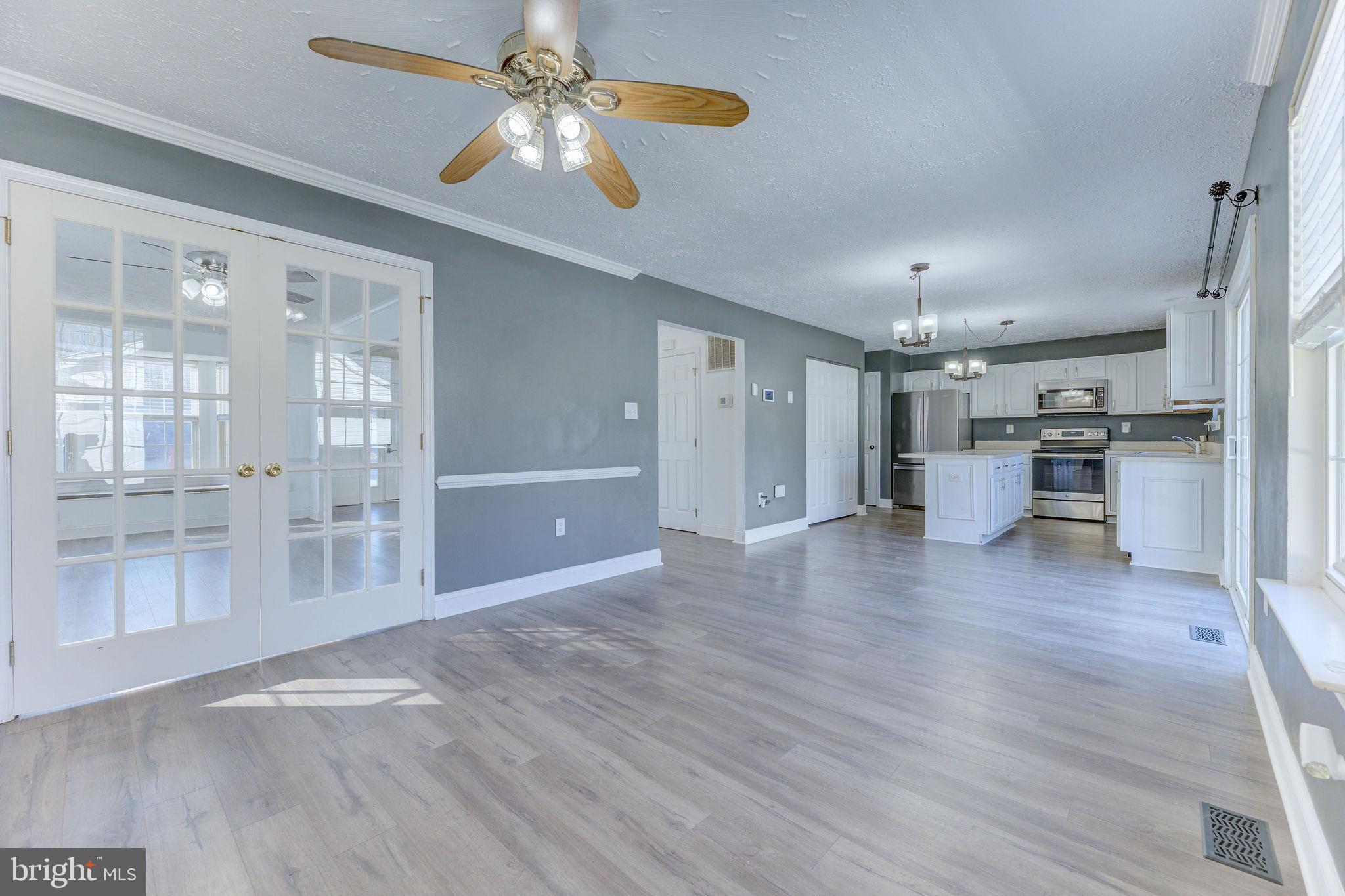 WILLOW WOODS - Residential