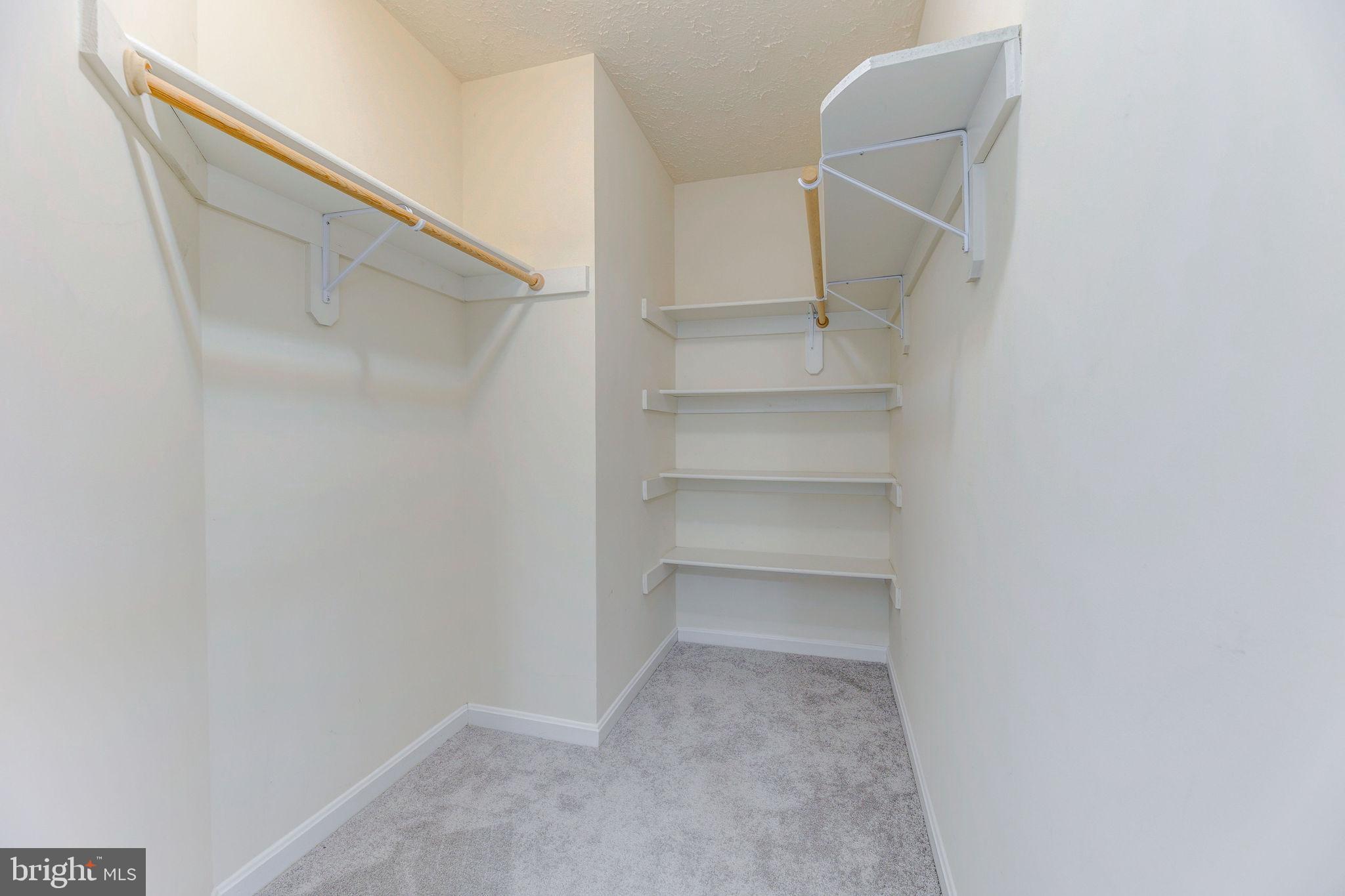 WILLOW WOODS - Residential