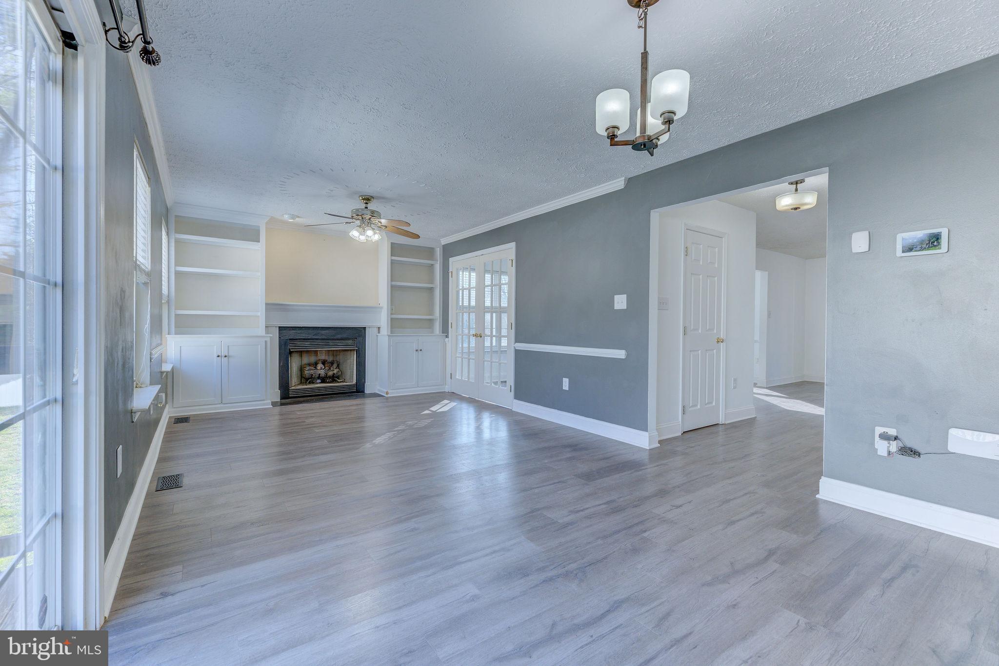 WILLOW WOODS - Residential