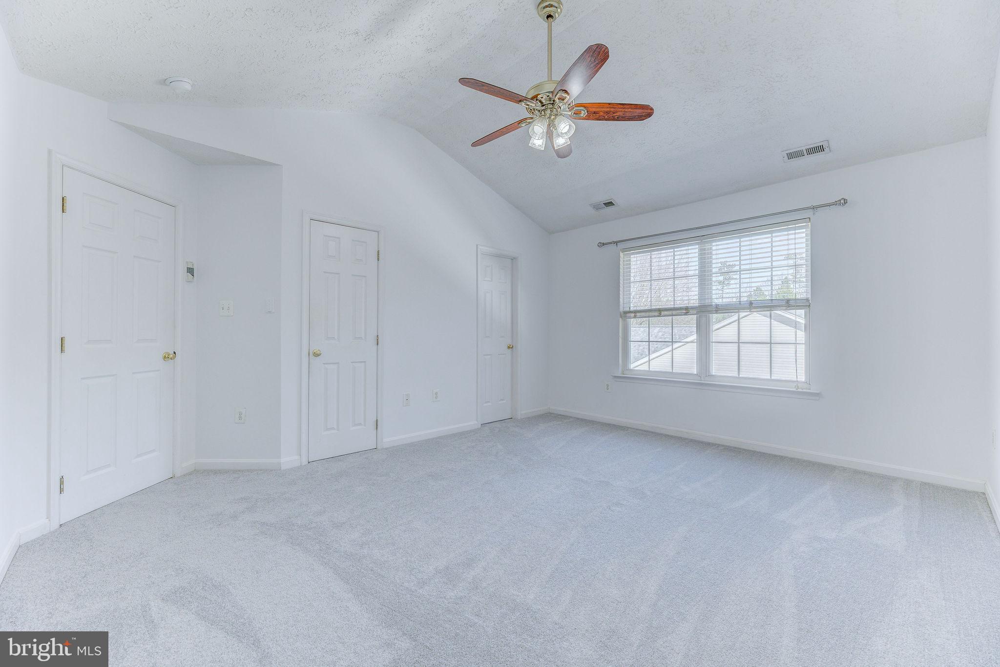 WILLOW WOODS - Residential