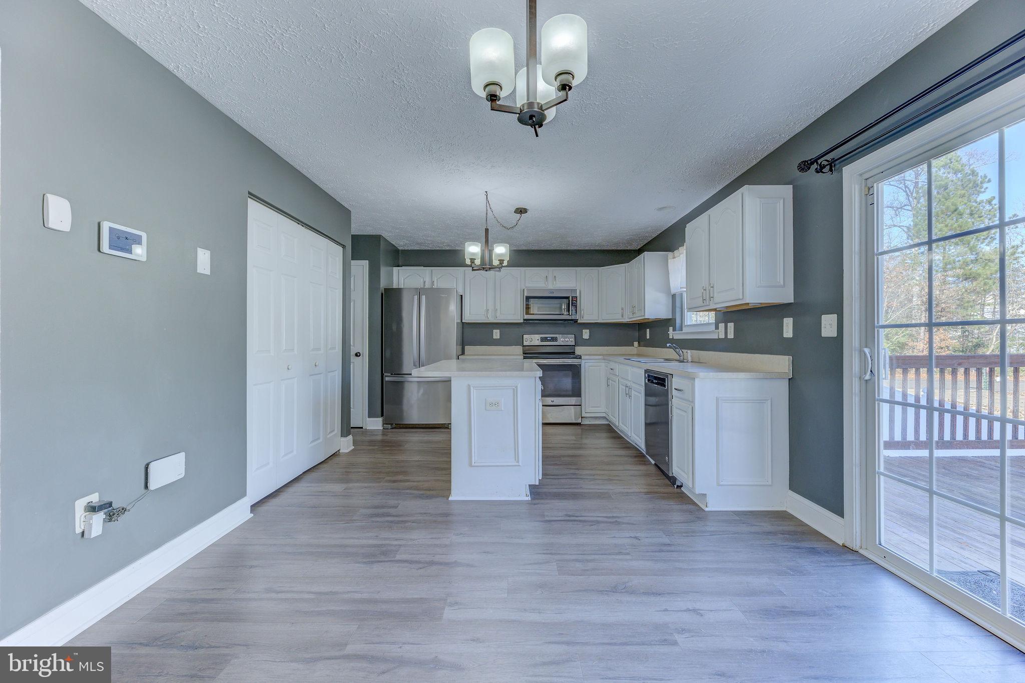 WILLOW WOODS - Residential