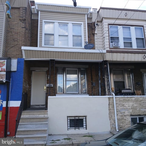 Townhouse For Sale - 2918 Tulip Street<br/> PHILADELPHIA, PA 19134