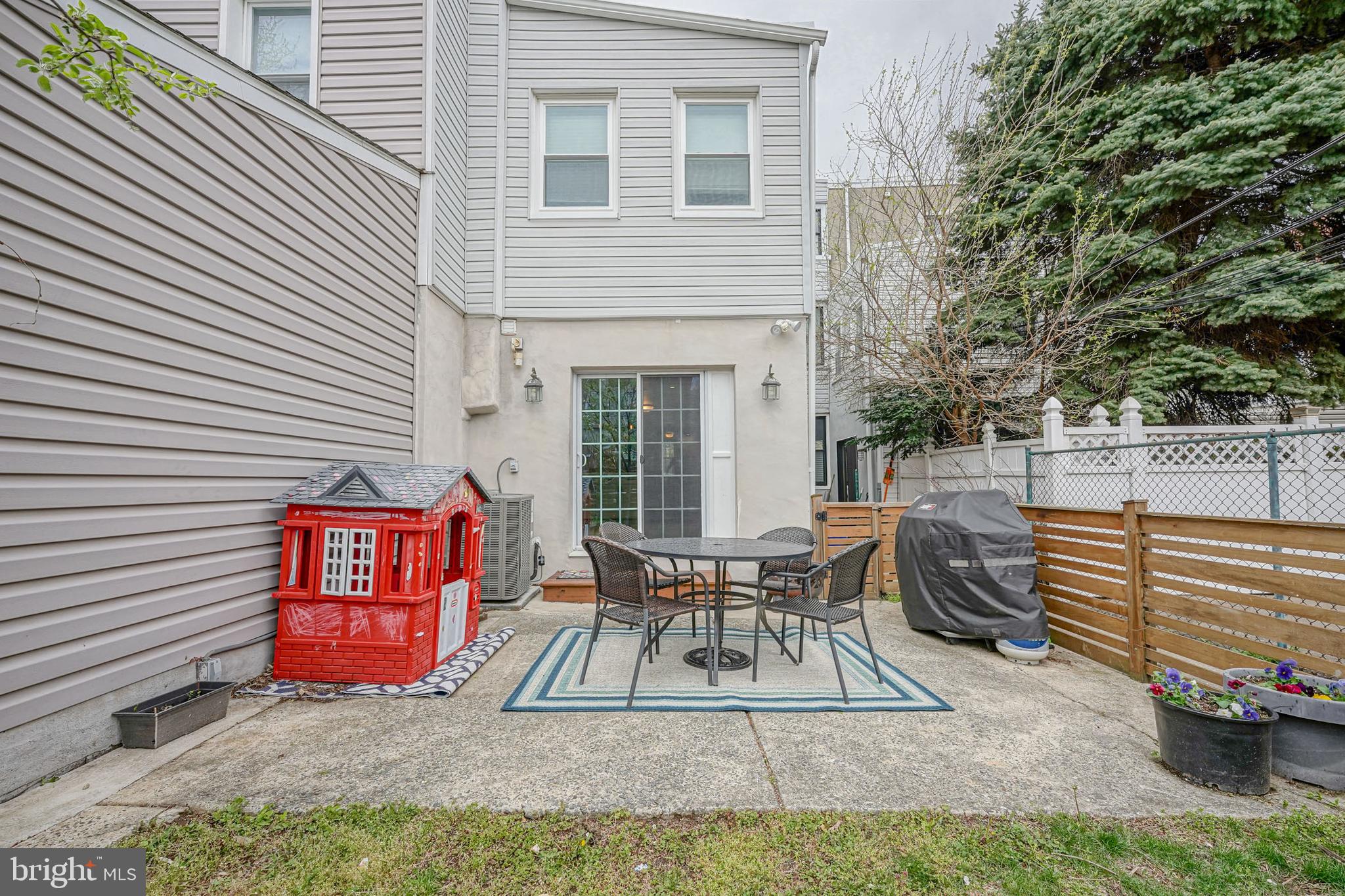 FISHTOWN - Residential